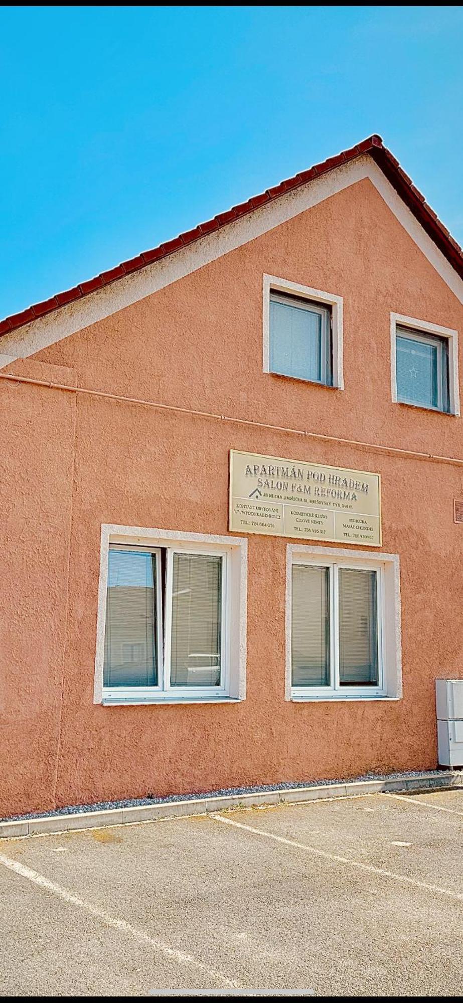 Pod Hradem Проживання в сім'ї Horsovsky Tyn